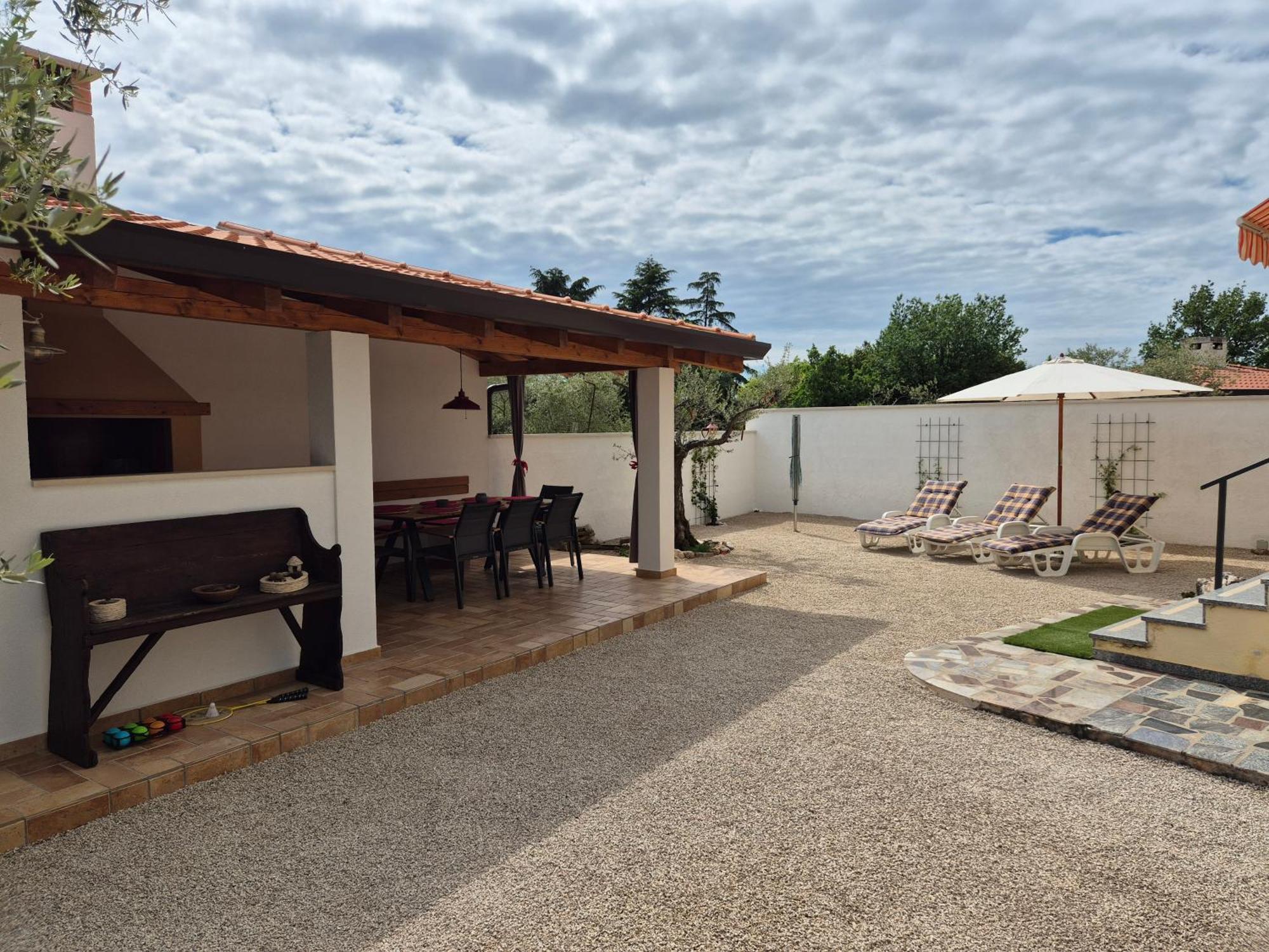 Apartment Vinja Porec - Privat Garden - Whirlpool Exterior photo